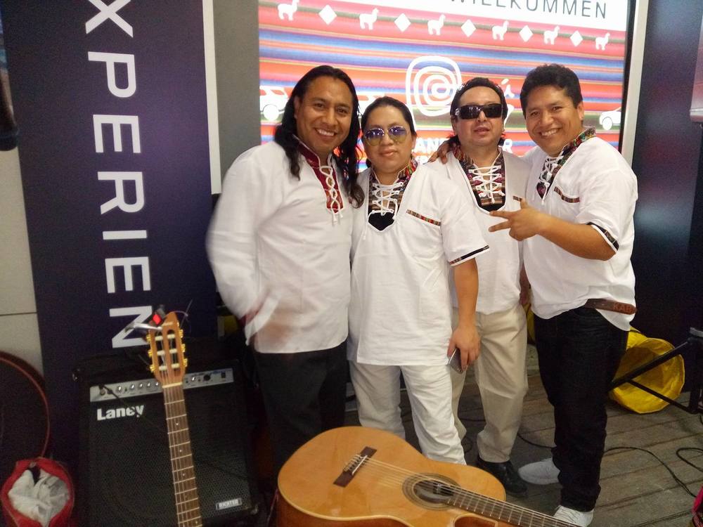 Liveband beim peruanischen Themenabend